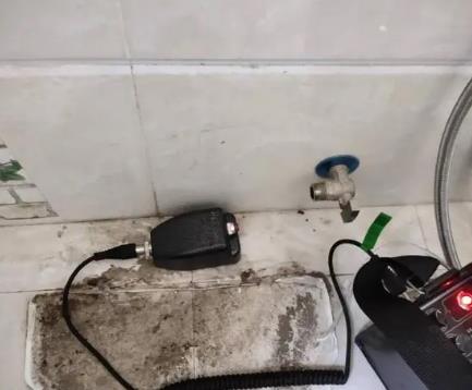 普安屋顶漏水维修公司分享下卫生间漏水的危害及解决方法